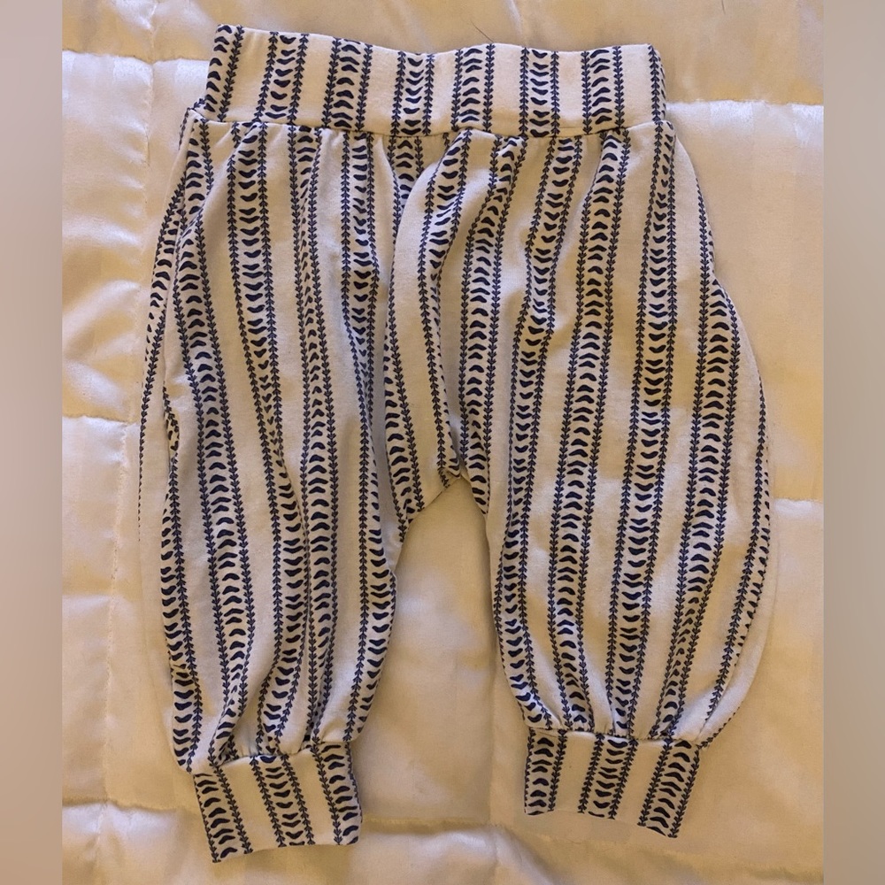 Jessica Simpson Blue and White Heart Parachute Pants - size 6/9 months